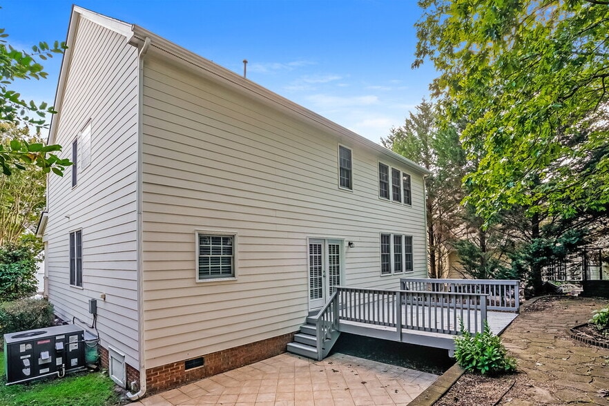 Building Photo - 2421 Barton Oaks Dr