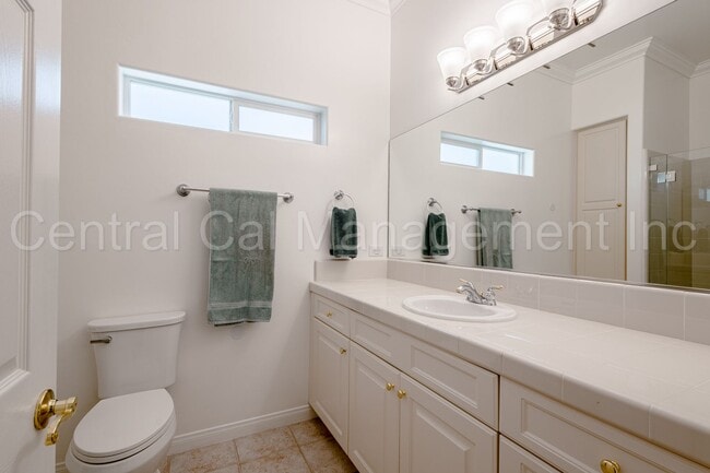 Building Photo - 3 Bedroom/2Bath Home the Greens at Seven O...