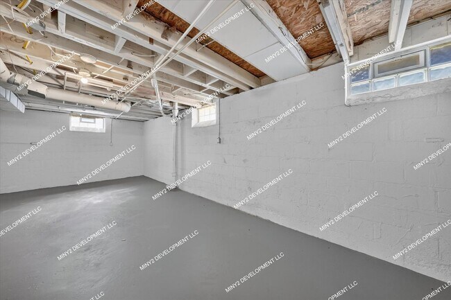 Building Photo - 16836 Rutherford St