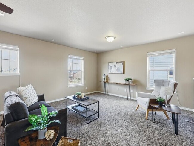 Building Photo - 8308 Needle Drop Ct