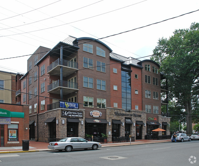 Primary Photo - Washington House Condominium