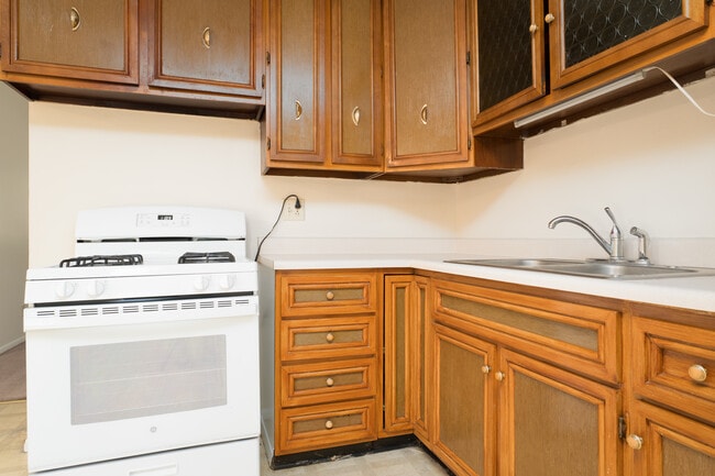 Building Photo - 2248 Boarman Dr