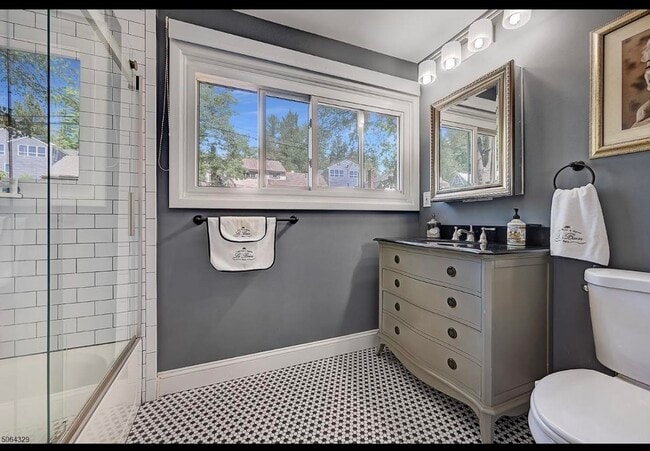 Building Photo - 4 Undercliff Terrace