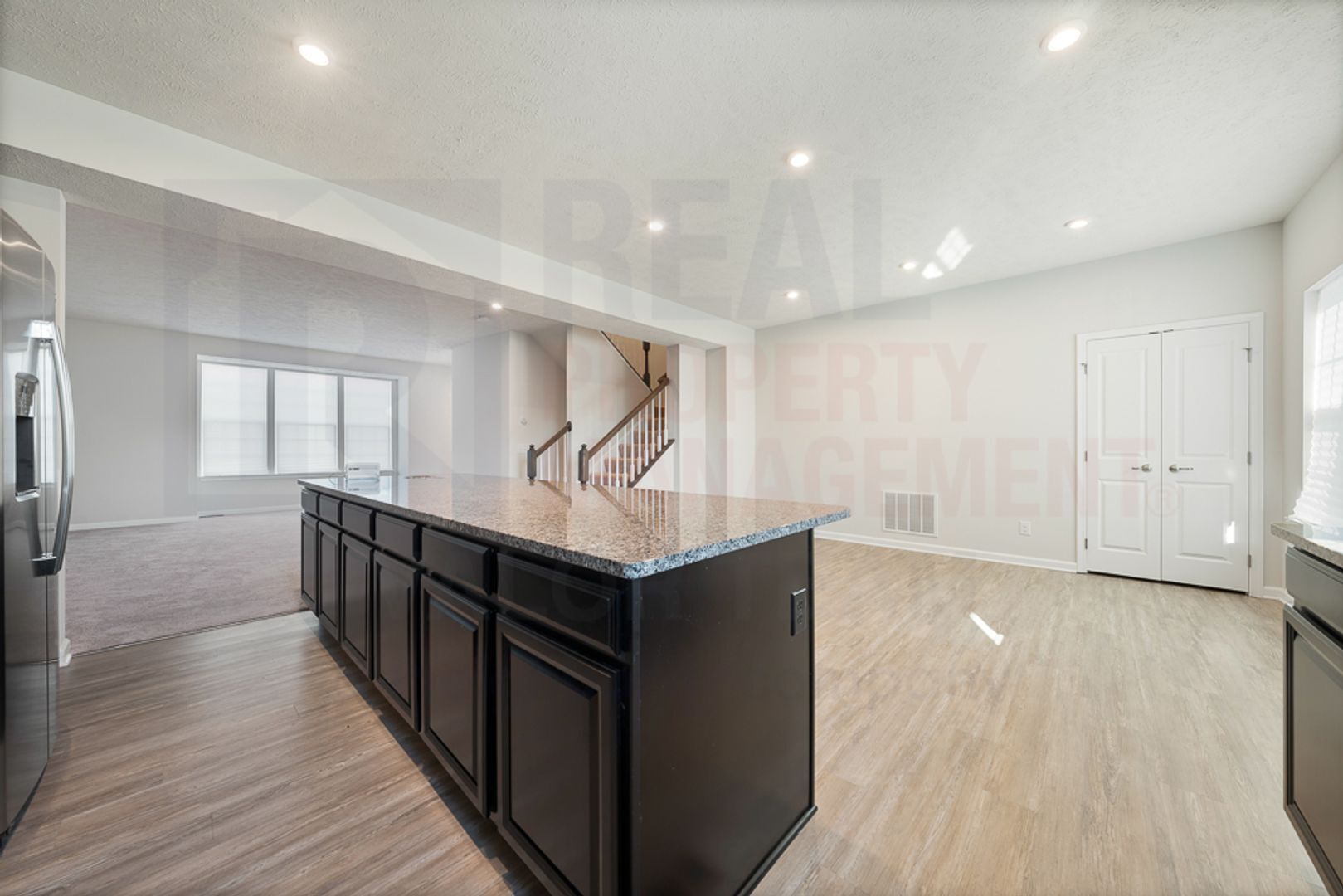 Building Photo - Stunning 3 Bed 2.5 Bath Townhome COMING SOON