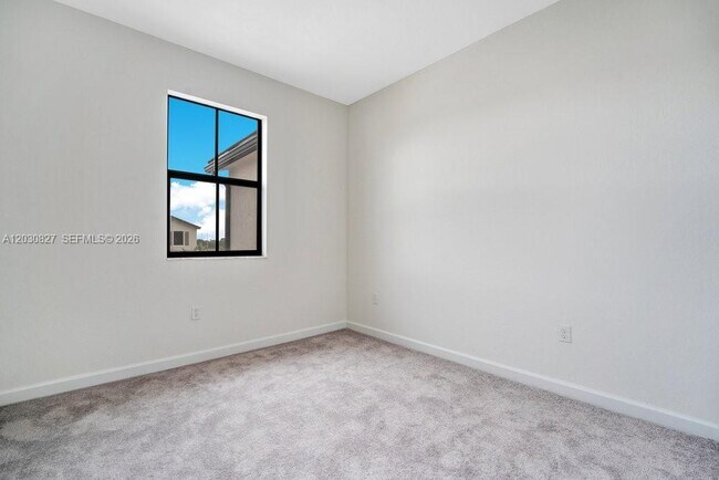 Building Photo - 23503 SW 129th Ave