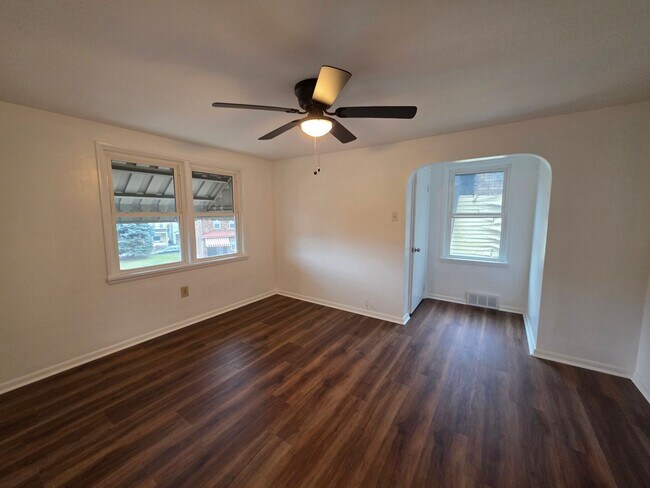 Building Photo - 4 Bedroom House for Rent in Shaler Schools !