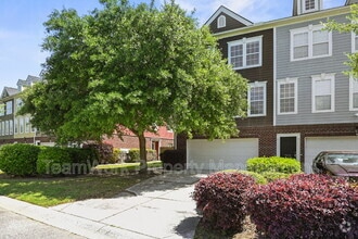 Building Photo - 9034 Parlor Dr