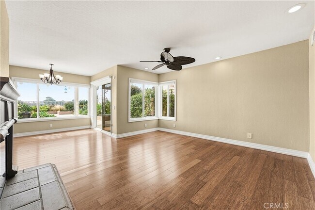 Building Photo - 31398 Isle Vista