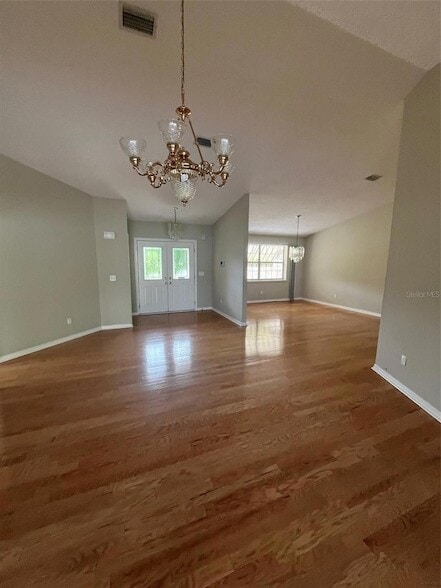 Building Photo - 77 Folcroft Ln
