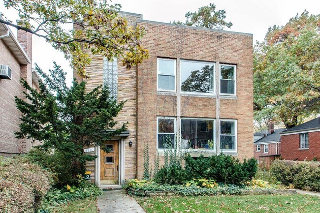 Building Photo - 1216 Hull Terrace