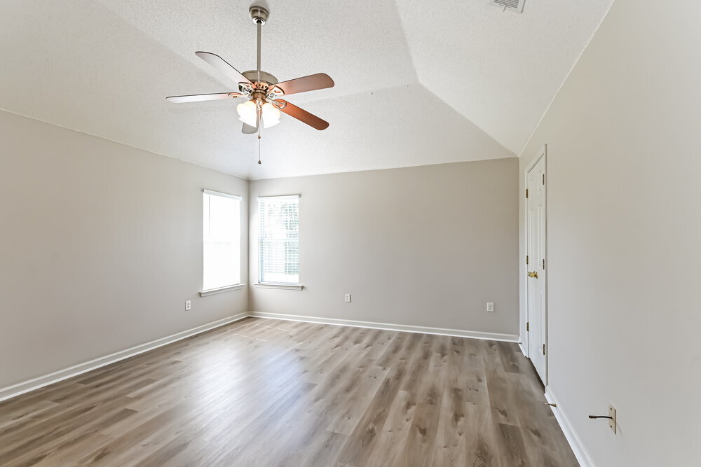 Building Photo - 12749 Fox Hunter's Dr