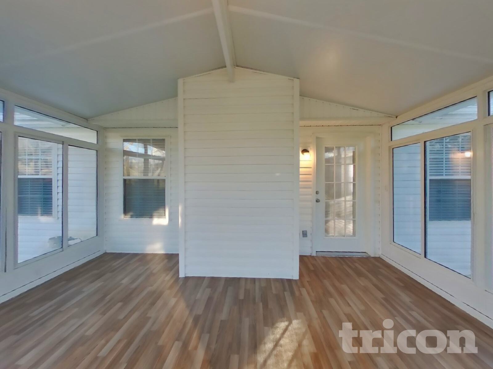 Building Photo - 2103 Academy Way