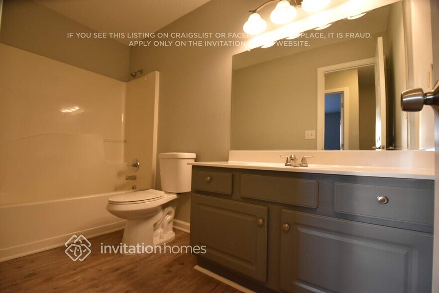 Building Photo - 175 Cedarhurst Rd