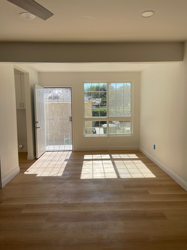 Building Photo - 7721 Chimineas Ave