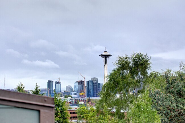 Building Photo - 2bd/2.25ba Seattle Townhome