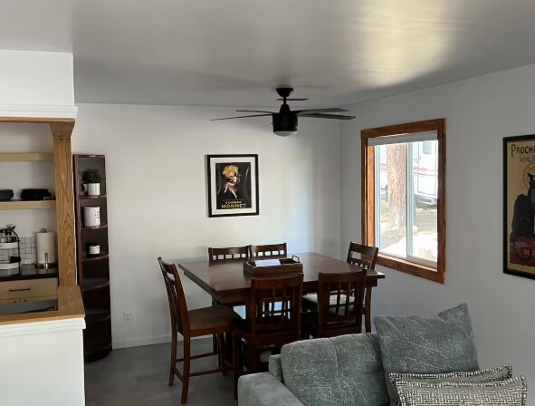 Building Photo - 929 Harold Dr