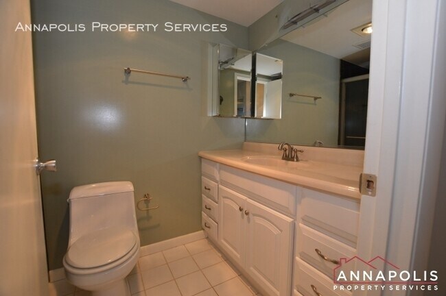 Building Photo - 13 silverwood circle #10
