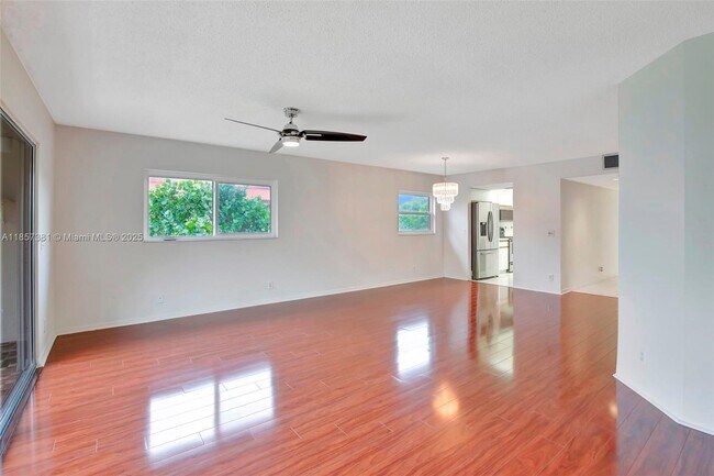 Building Photo - 1200 SW 125th Ave