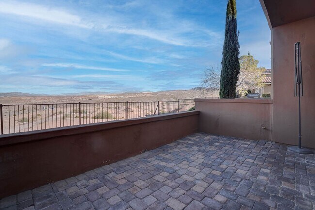 Building Photo - 31 Via Mantova