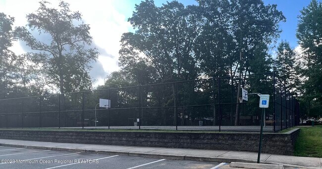 Building Photo - 36 Mundy Ave