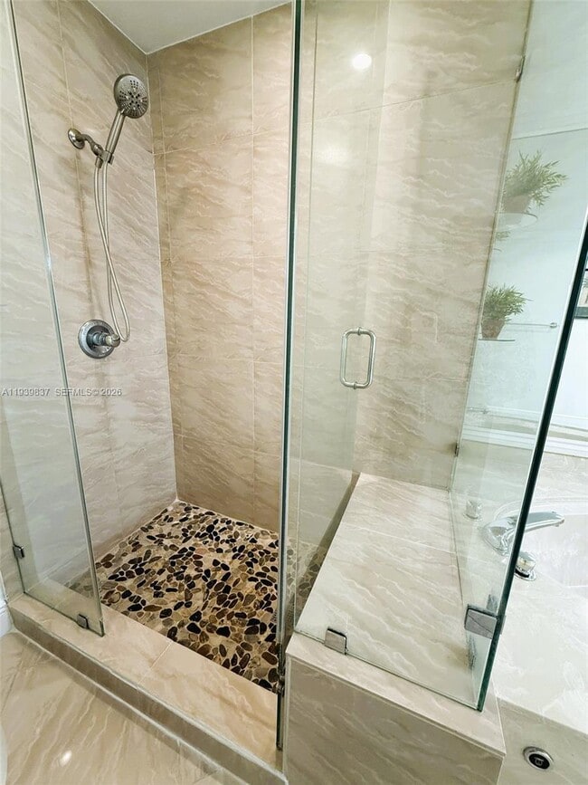 Building Photo - 16005 Kingsmoor Way