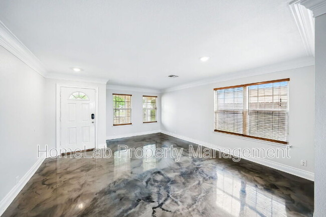 Building Photo - 3454 Kodiak Diamond