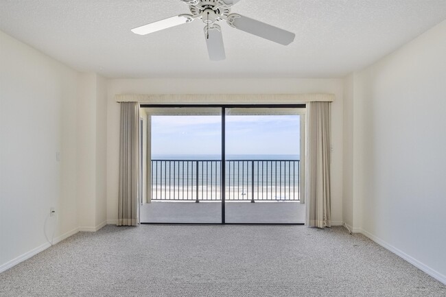 Building Photo - 8090 A1A S