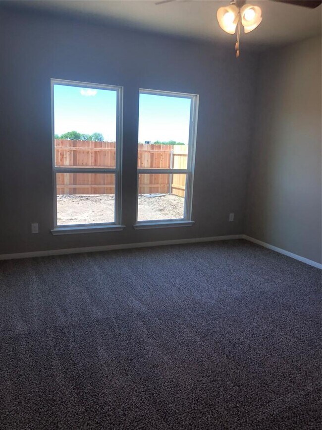 Building Photo - 1611 Curlew Ln