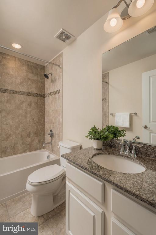 Building Photo - 7739 Milton Cir