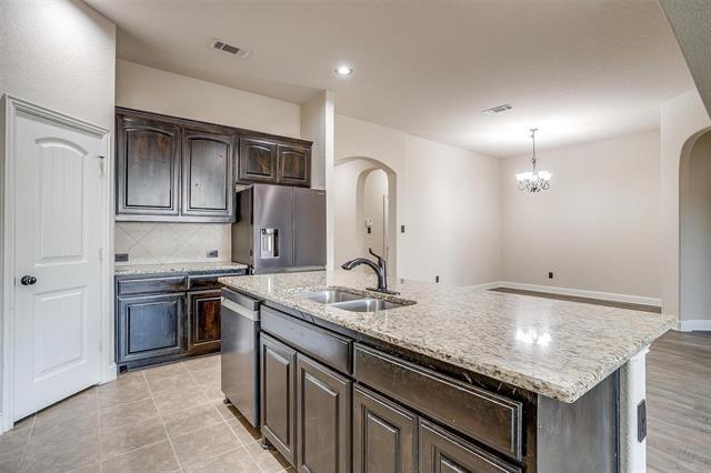 Building Photo - 11905 Long Stone Dr