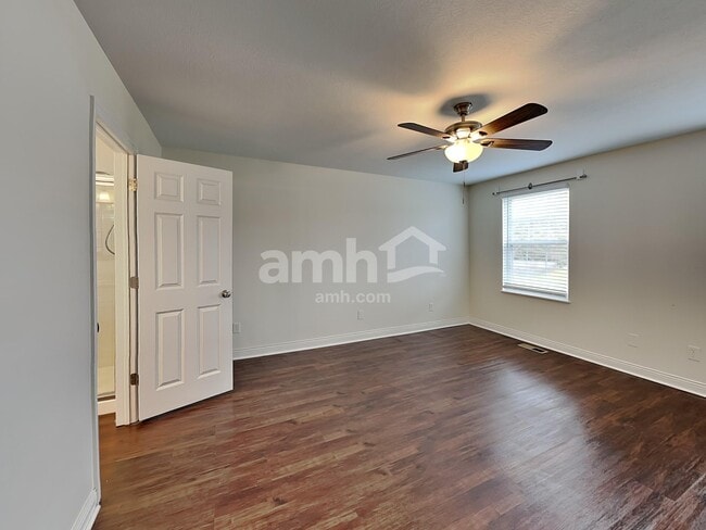 Building Photo - 1557 Pheasant Run Dr