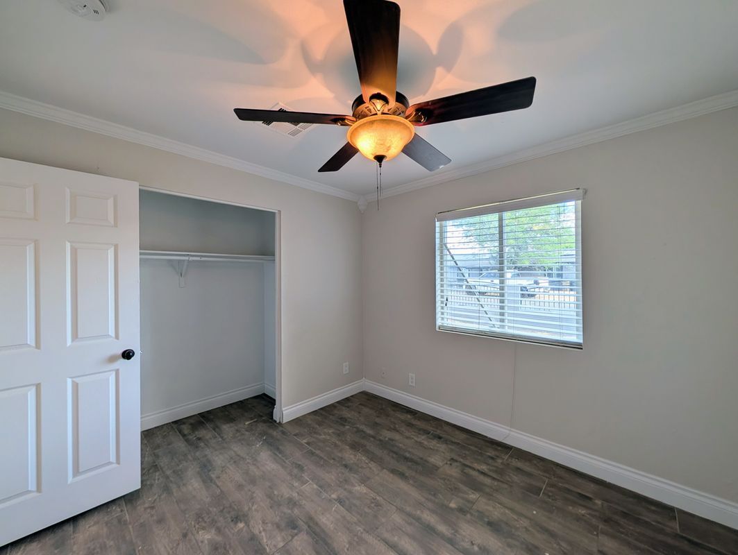 Building Photo - 13208 W Tuckey Ln