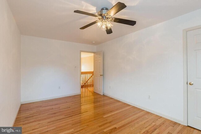 Building Photo - 105 Bridgette Pl NE