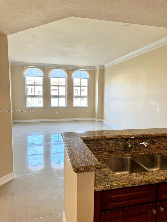 Building Photo - 3001 NE 185th St