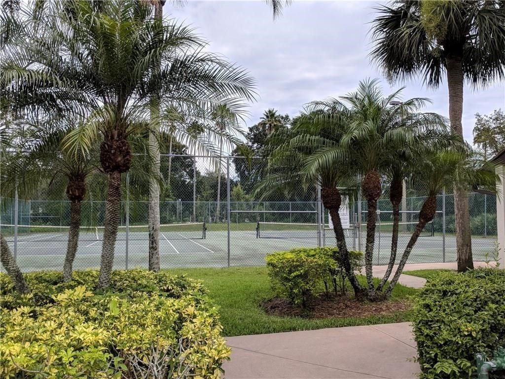 Community tennis courts - 1935 Silver Pine SW Way
