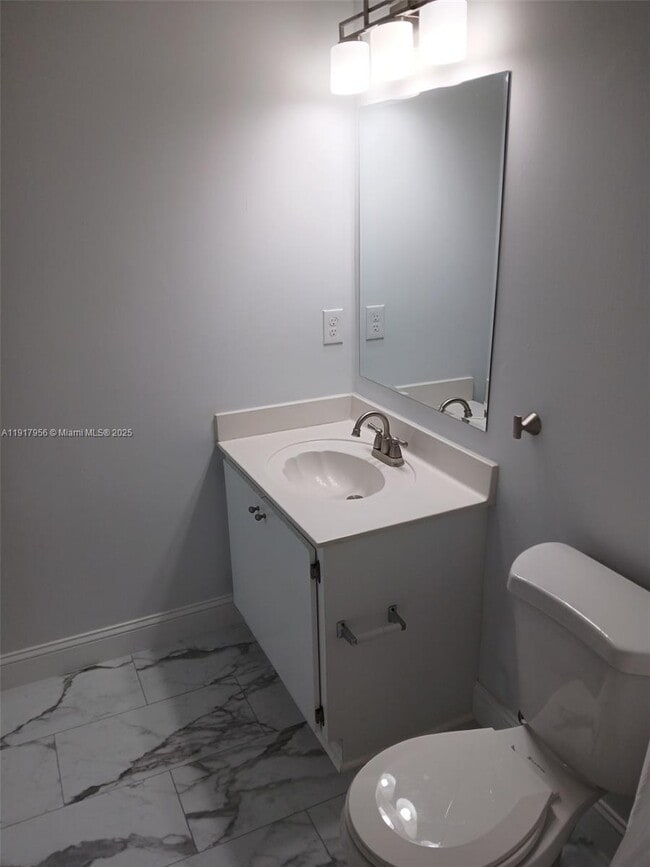 Building Photo - 7300 NW 114th Ave