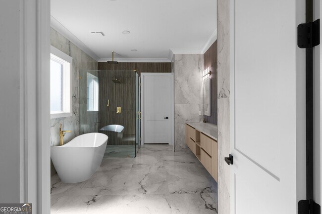 Building Photo - 407 Thunder Rd