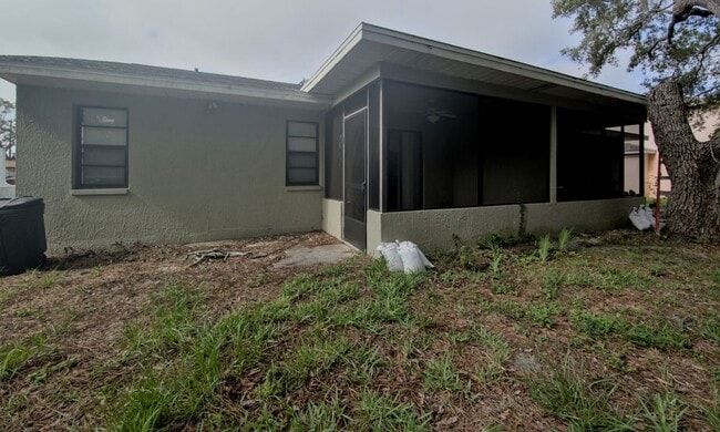Building Photo - 7447 Mead Dr