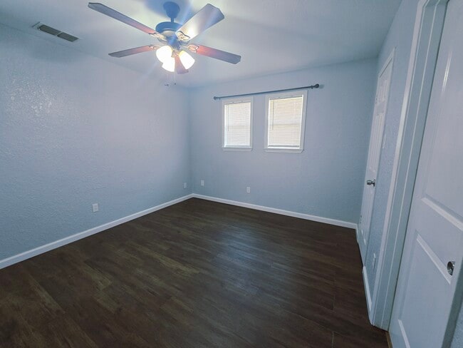 Building Photo - 3149 Crest Colony Ln