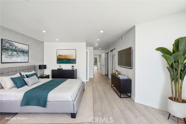 Building Photo - 7301 Vista Del Mar