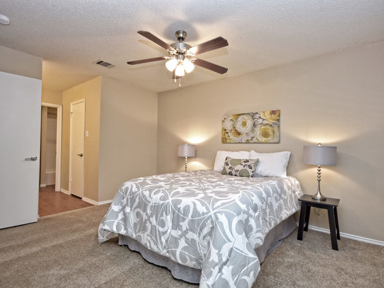 3/2 master bedroom - Ranchstone Garden Homes