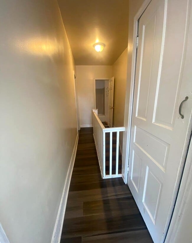 Building Photo - 3458 N Bodine St