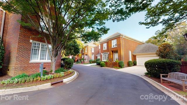 Building Photo - 2033 Nolen Park Ln