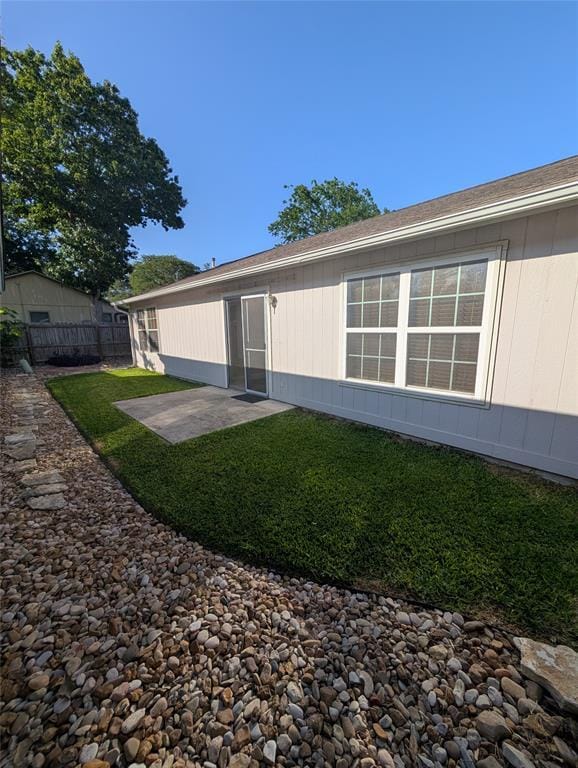 Building Photo - 5914 Green Acres