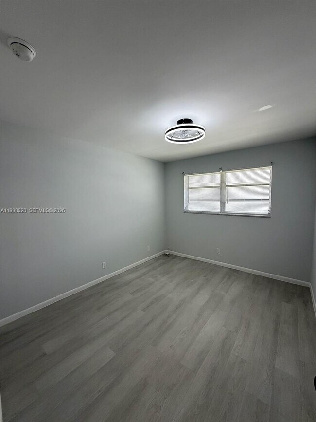 Building Photo - 2041 NW 81st Ave