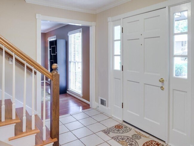 Building Photo - 5216 Willow Point Pkwy