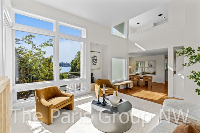 Building Photo - Stunning 3 Story Kirkland Water View Home ...