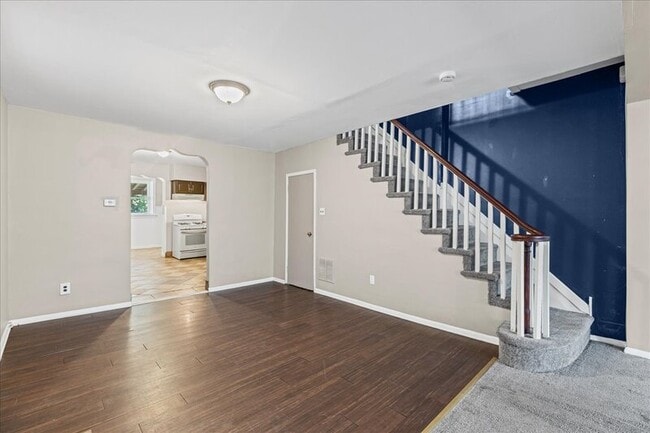 Building Photo - 224 Parker Ave