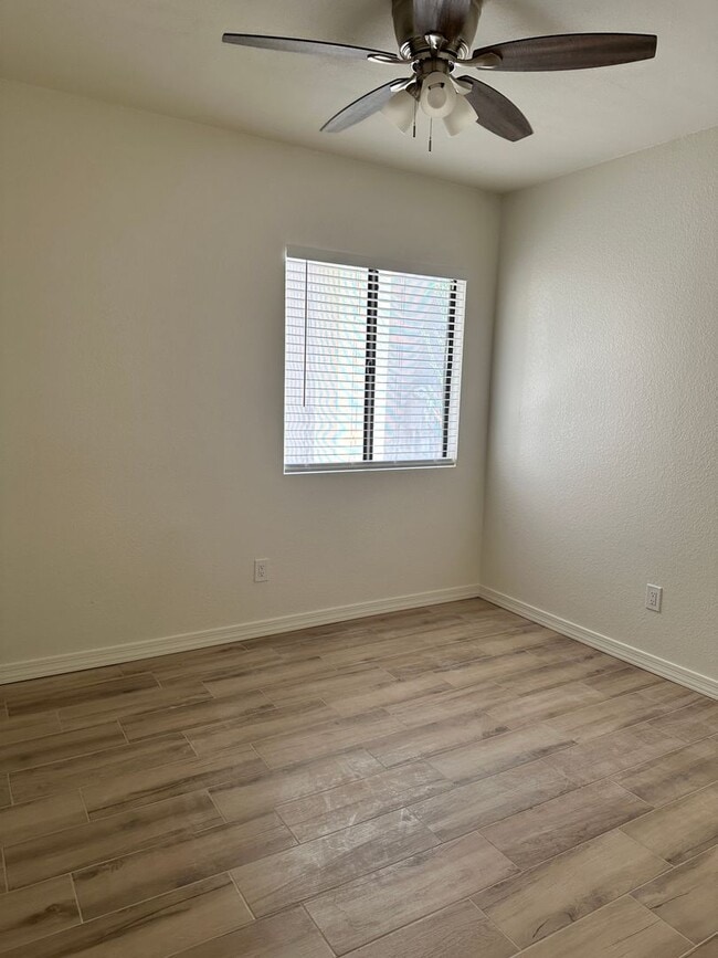 Building Photo - 3948 E White Aster St