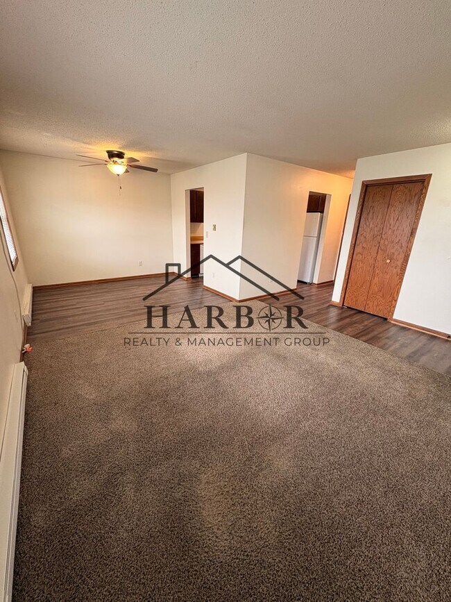 Building Photo - 2426 30th Ave NW